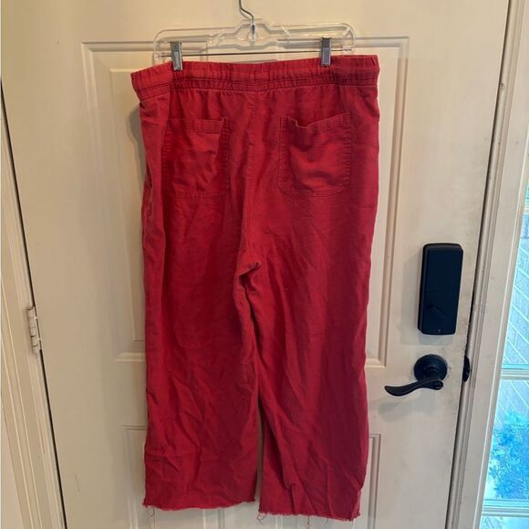 Old Navy Rust Colored Wide Leg Raw Hem Pants - Picture 5 of 5